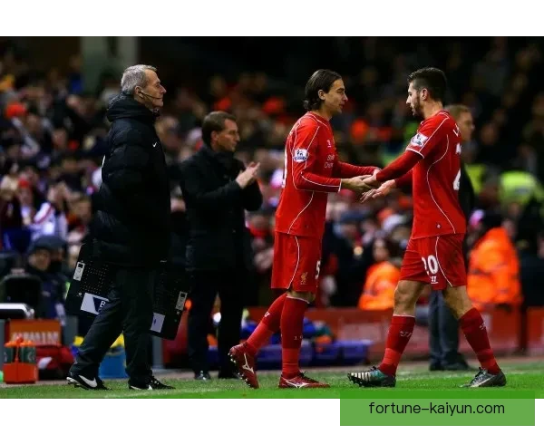 英超亚当·拉拉纳